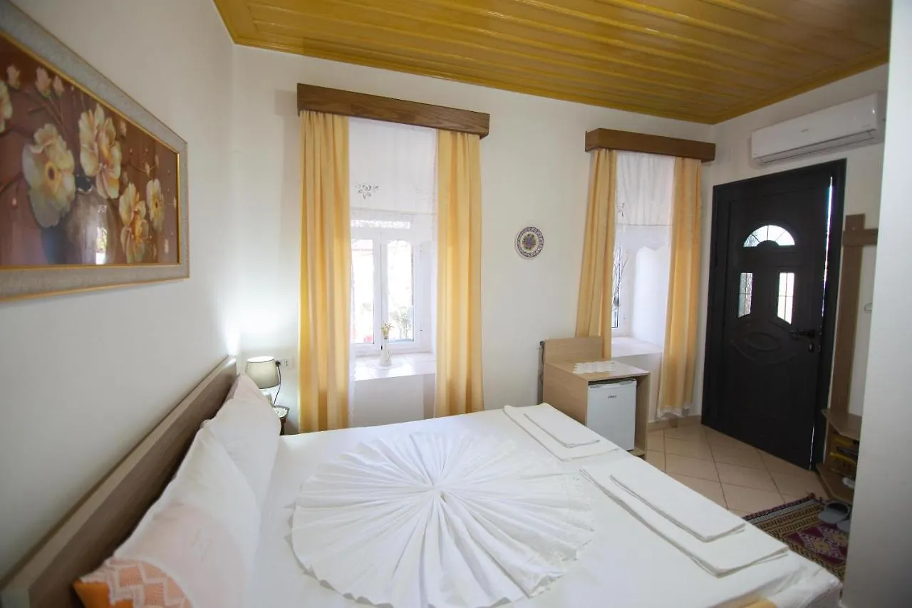 Hotel The Mosaic House - Shtepia Me Mozaik Përmet